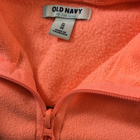 Old Navy Active Sweater - Picture 3 of 3